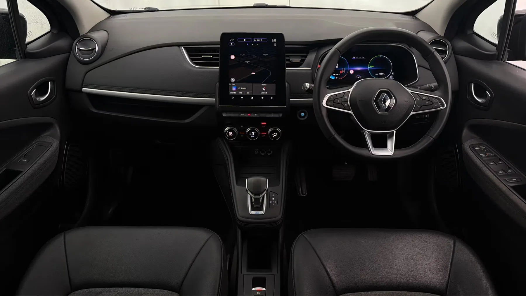 Renault Zoe dashboard and steering wheel